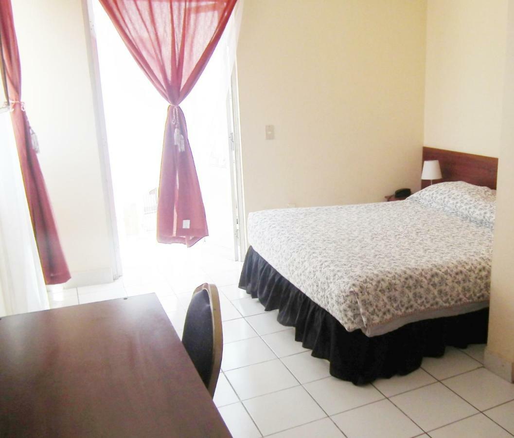 Hotel Plaza Colon Arica Exterior photo